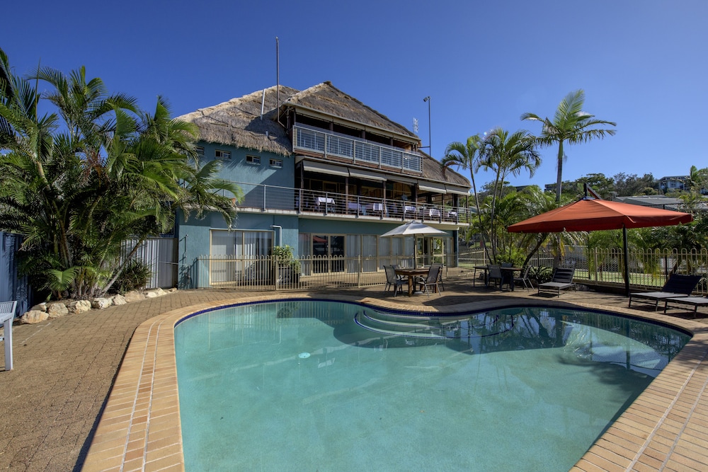 Pandanus Palms Resort 4/50