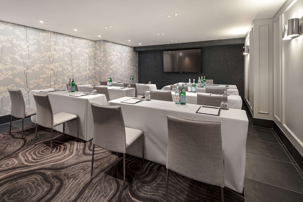 Radisson Blu Hotel London Bloomsbury 68/75