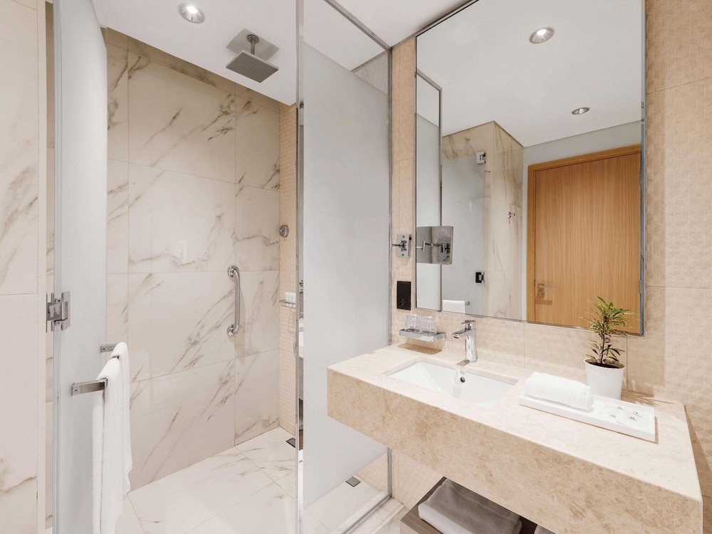 Adagio Premium The Palm 77/78