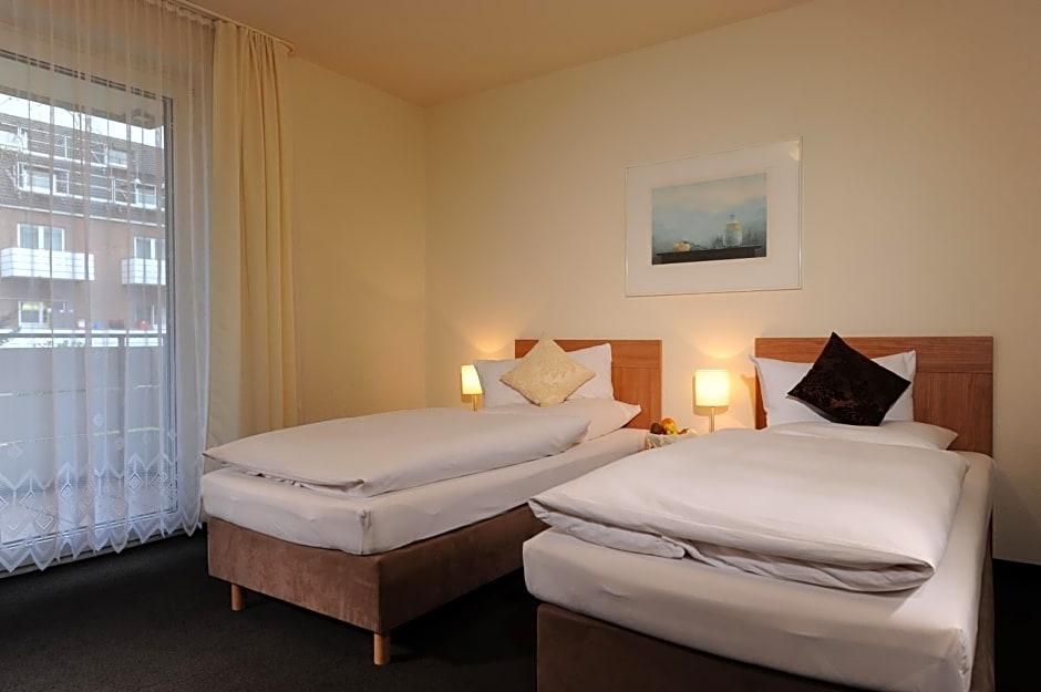 AIR HOTEL WARTBURG 8/36
