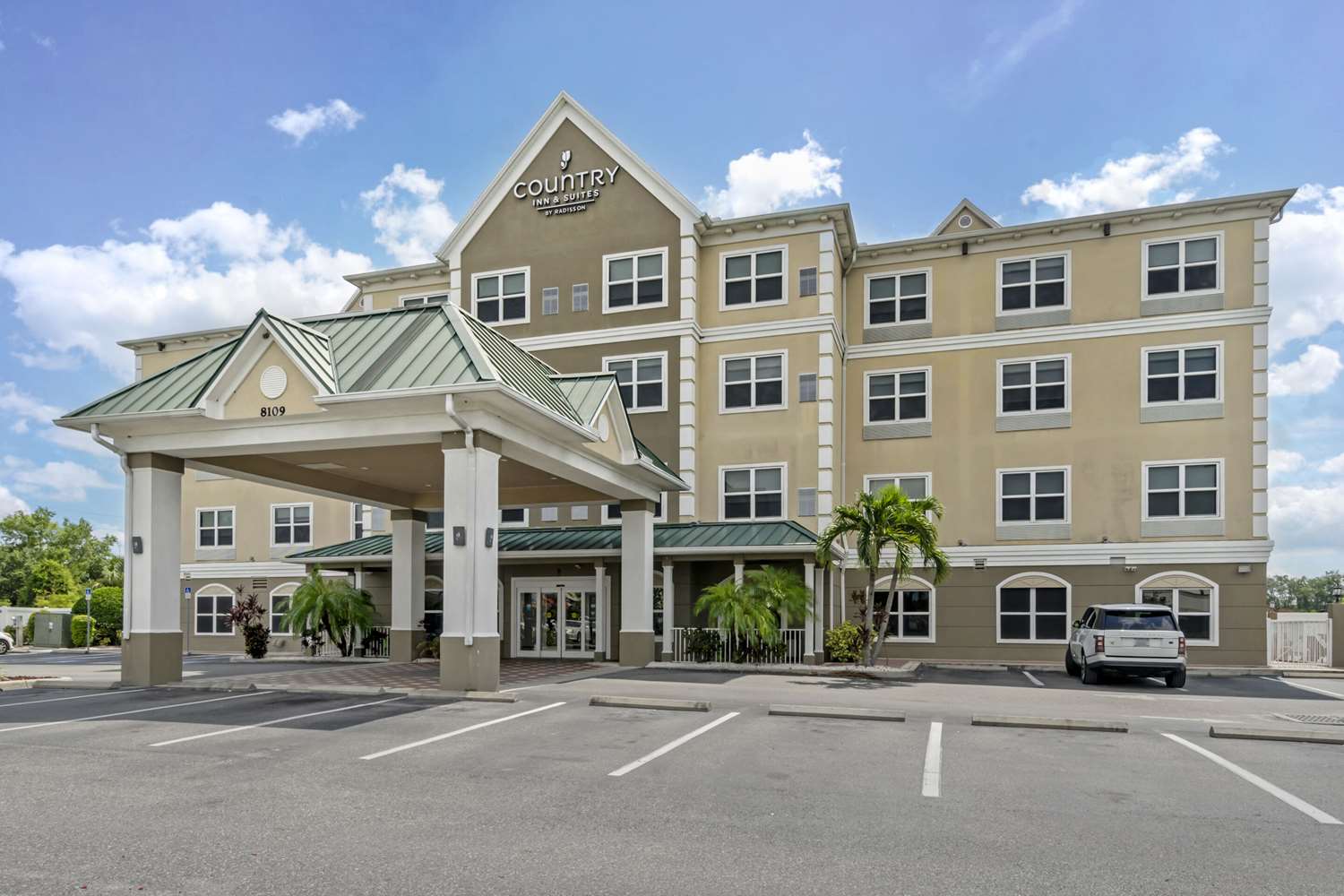 Country Inn and Suites by Radisson Tampa Airport North FL 45/48