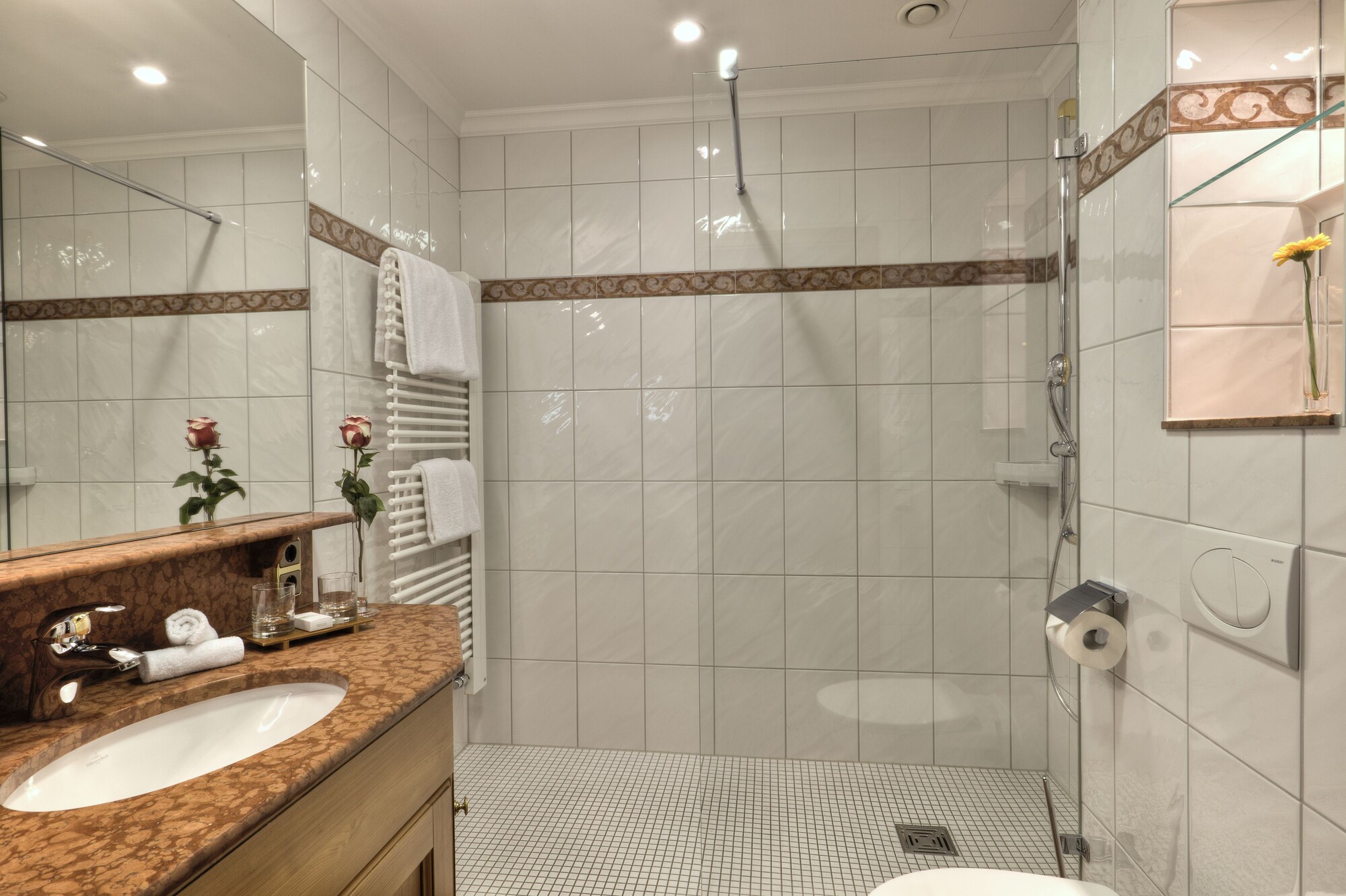 غرفة قياسية بسرير كينج بغرفة نوم واحدة، Hotel & Gaststätte Zum Erdinger Weissbräu 4/5