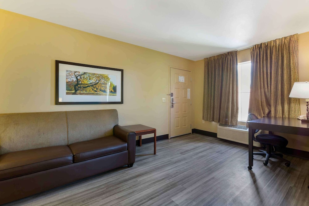 Extended Stay America Phoenix - Chandler - E. Chandler Blvd. 31/51