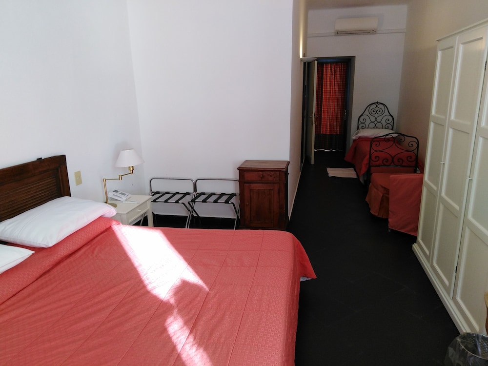 Hotel Beau Rivage 16/50