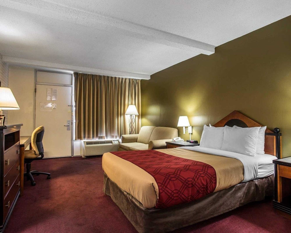 Motel6 Summerville, SC – Charleston 14/39