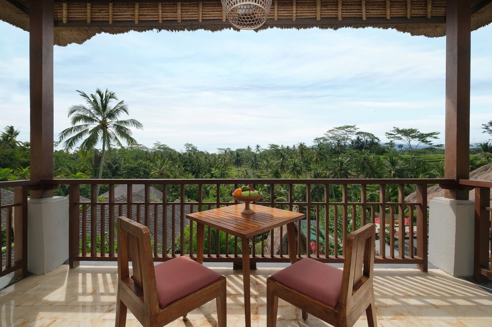 Puri Sebali Resort 66/78