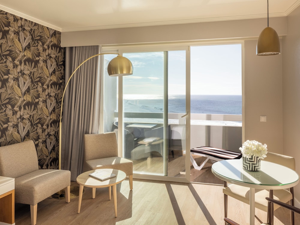 Hotel Arribas 42/66