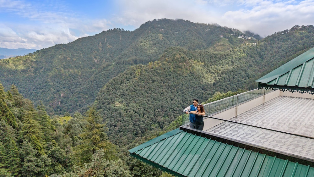 Country Inn Premier Pacific Mall Road Mussoorie 30/60