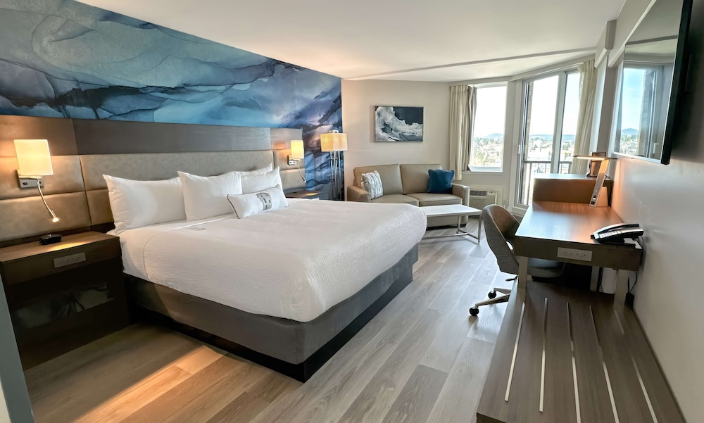 Coast Bastion Hotel 12/50