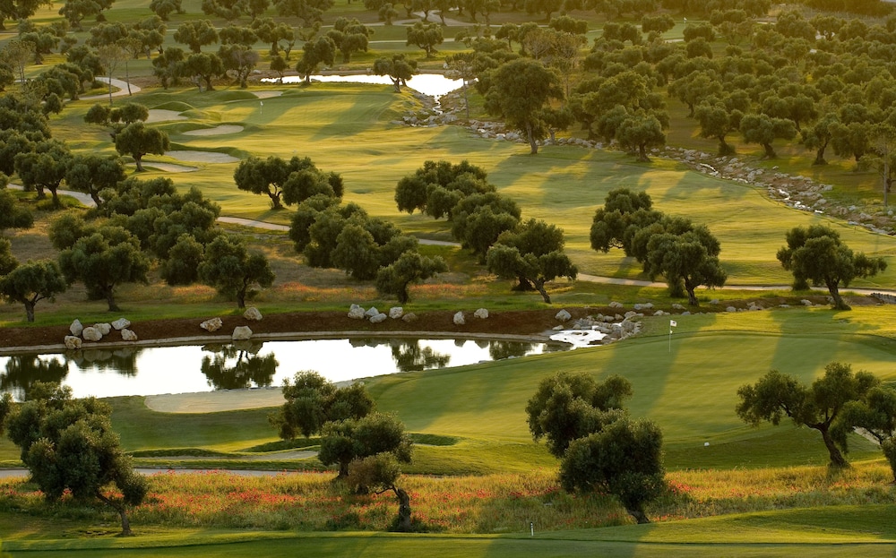 HOTEL ARCOS GARDENS GOLF CLUB & COUNTRY ESTATE 46/50