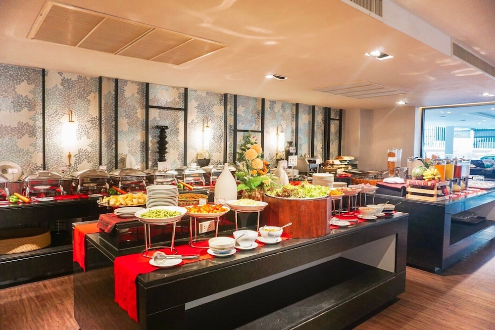 The Charm Resort Phuket 37/50
