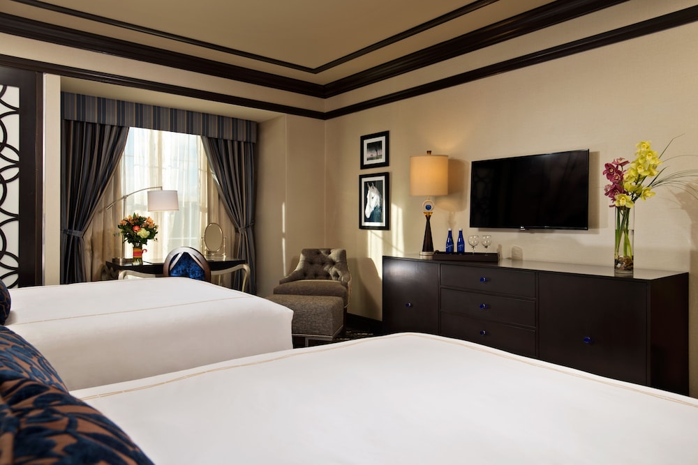 Deluxe, 2 Queen Beds