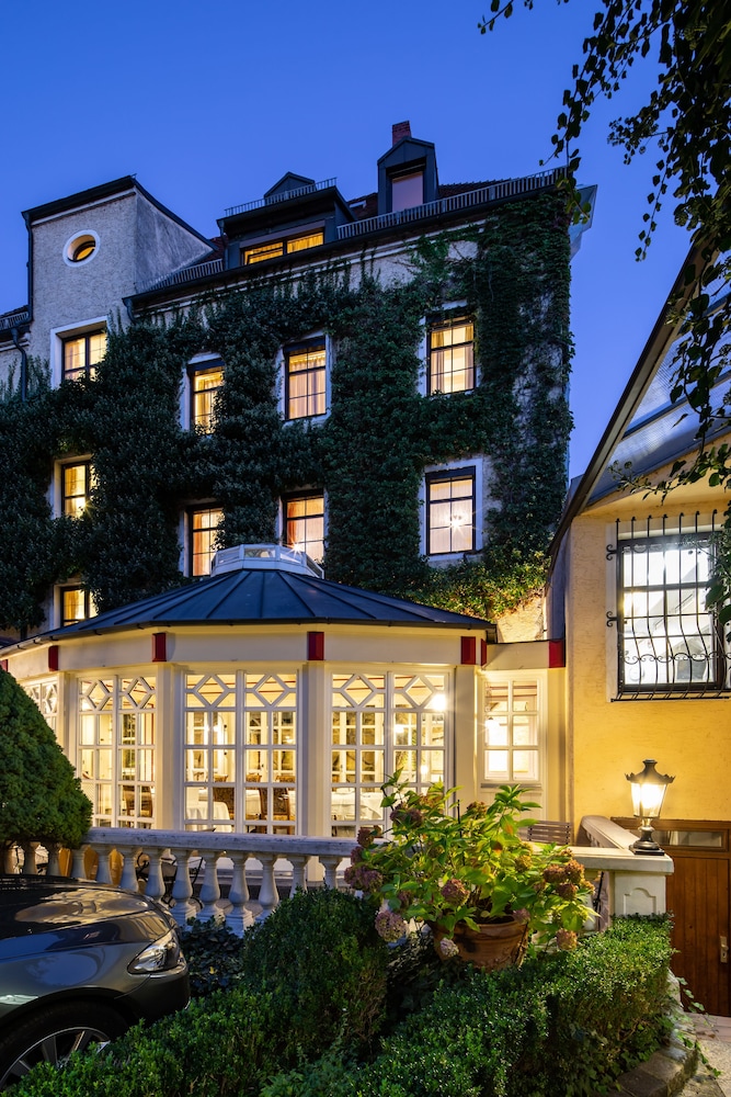 Romantik Hotel Furstenhof 3/50