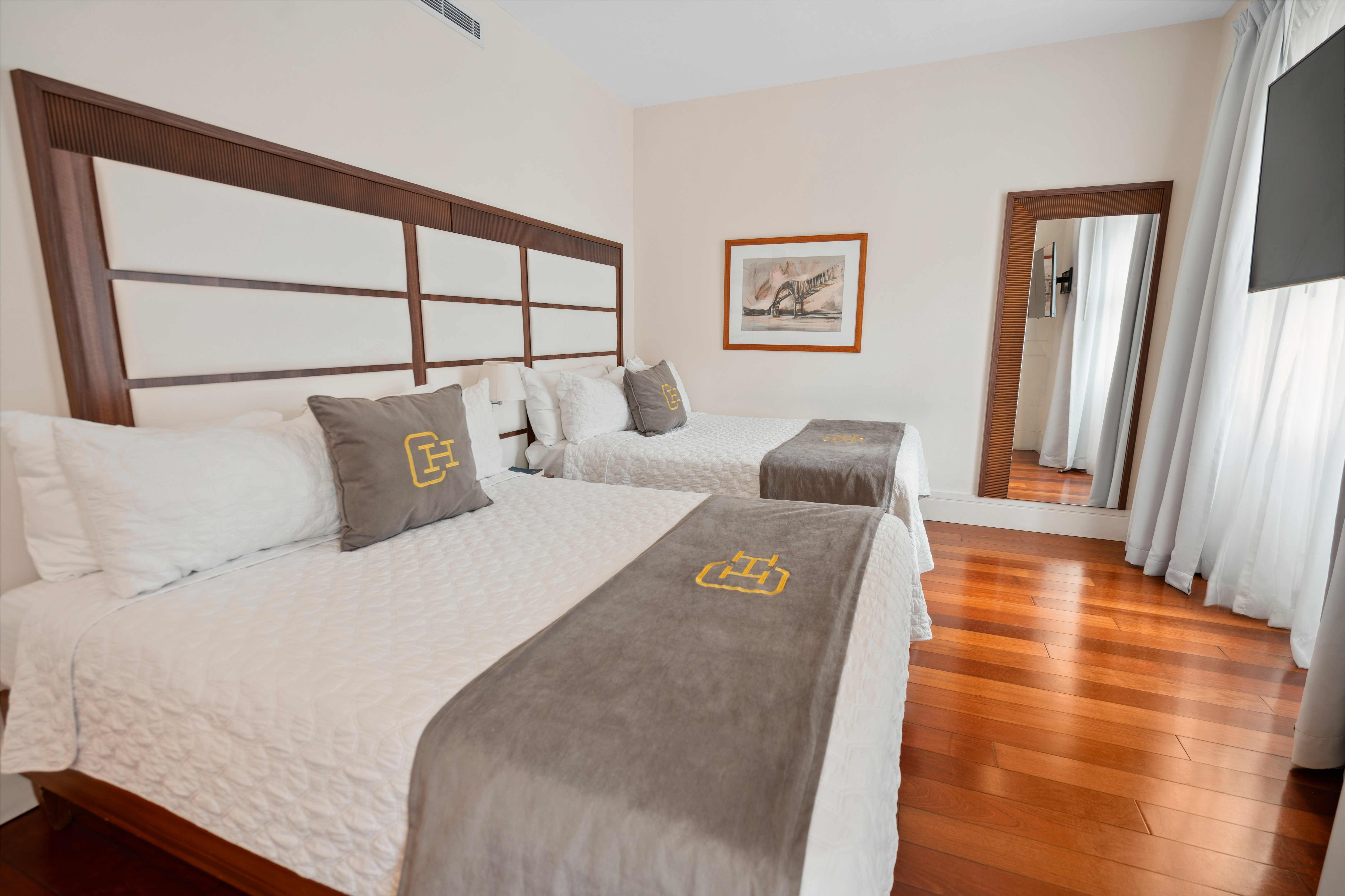 Junior Suite 2 Big Beds