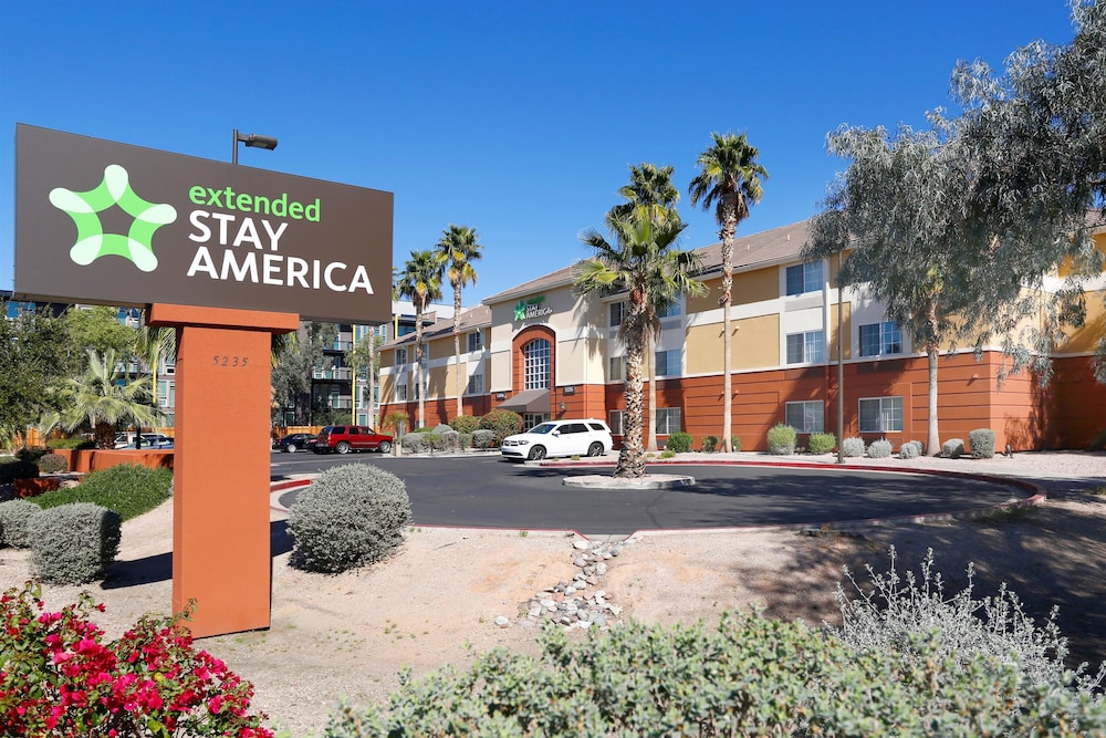 Extended Stay America Suites Phoenix Biltmore 3/54