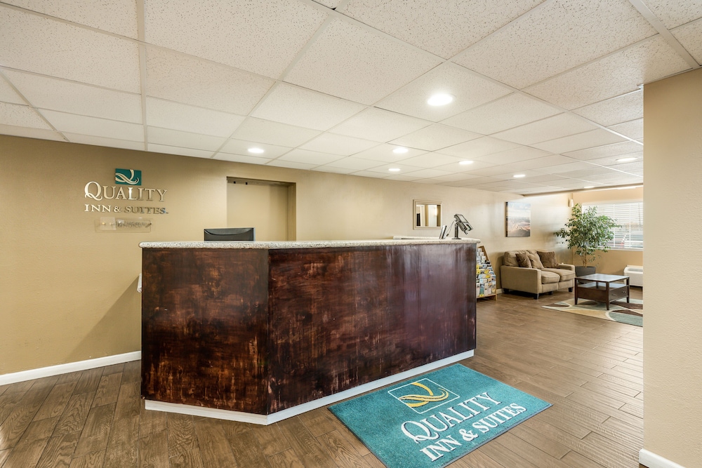 Quality Inn and Suites near NAS Fallon 5/30
