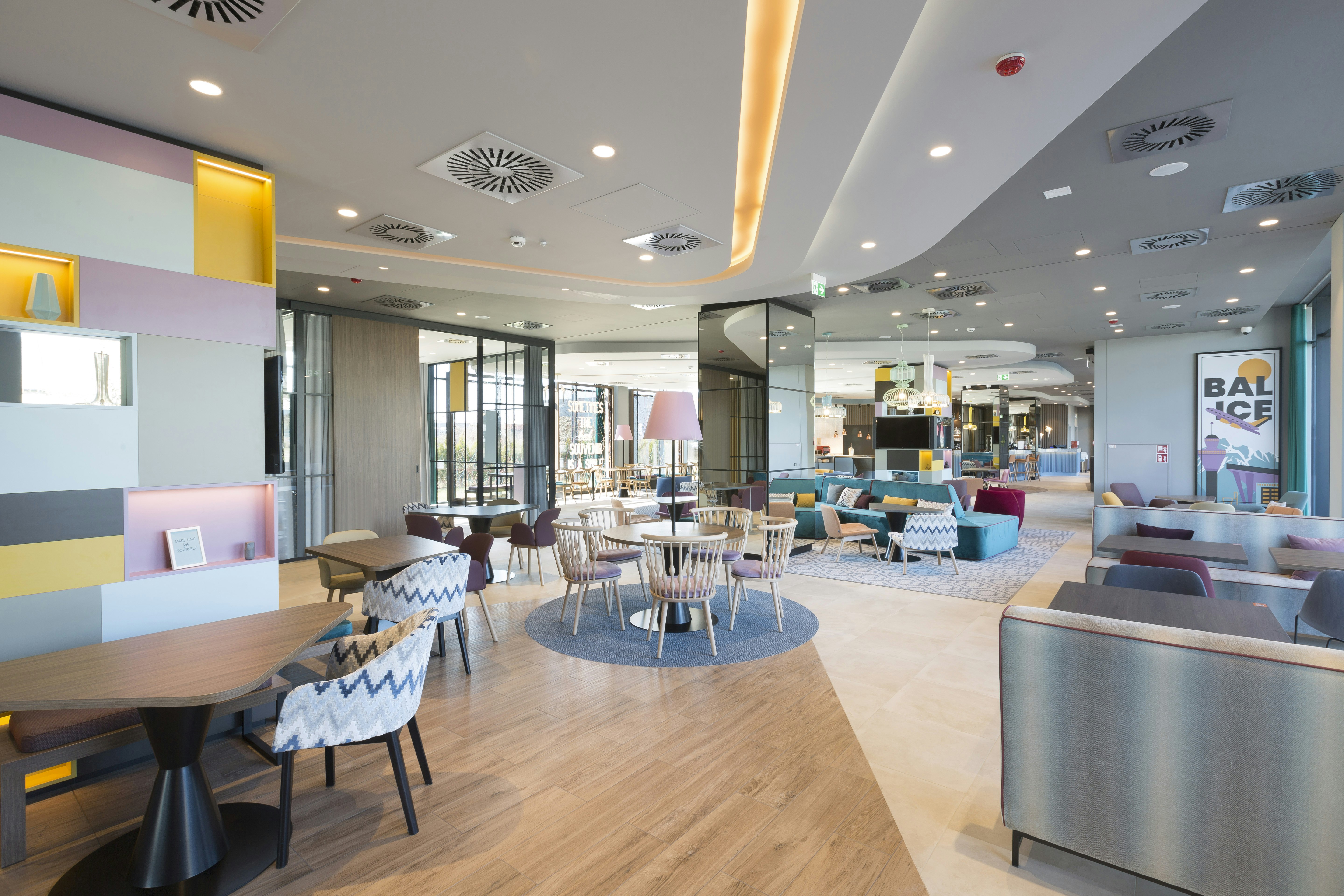 Hampton by Hilton Krakow Airport 6/15