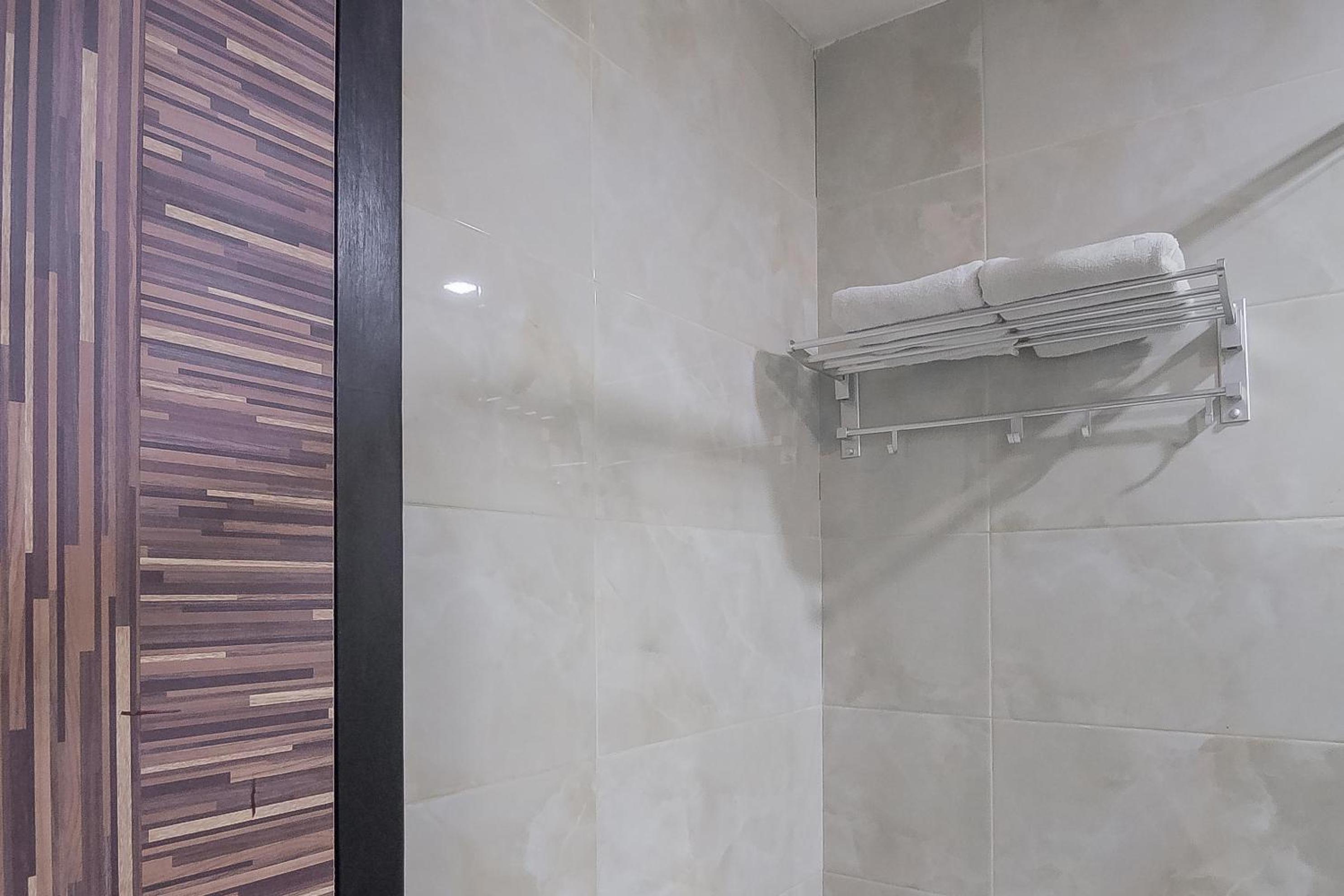 Paragon Nagoya Hotel Batam 39/58