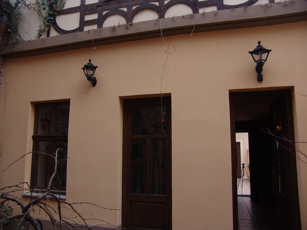 Bella Muzica Hotel 2/50