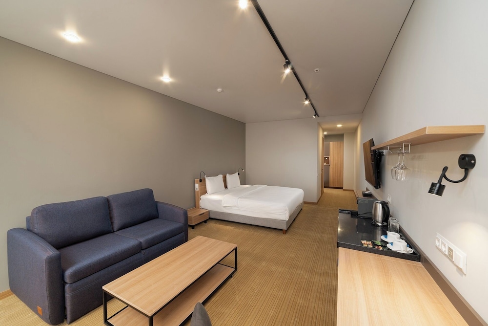 1 Bedroom, Orient, Standard, King Bed, Sofa