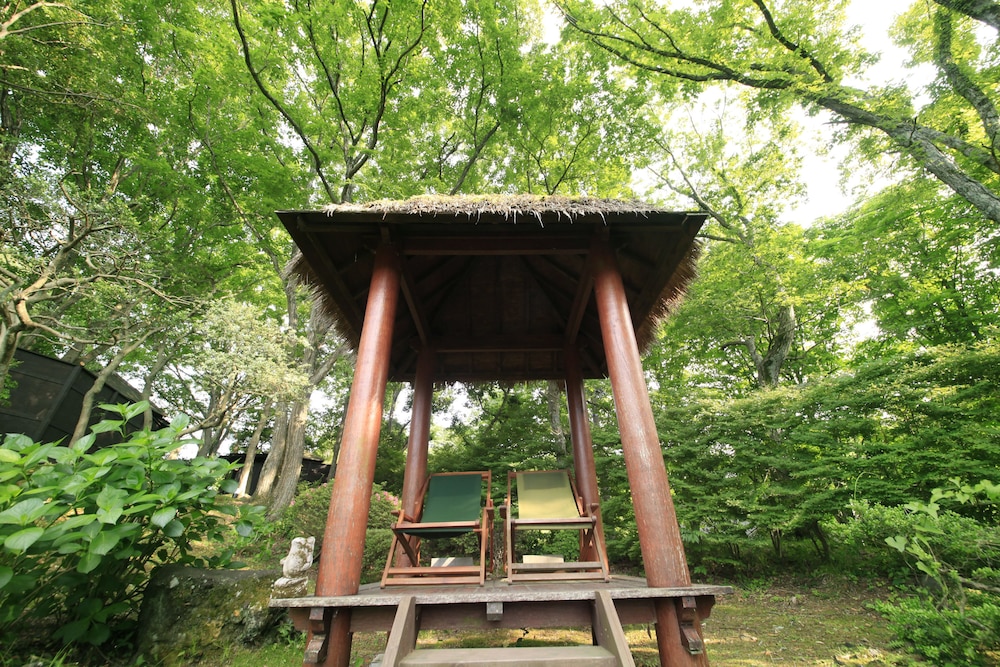 Andanomori Izu Ippekiko 34/40
