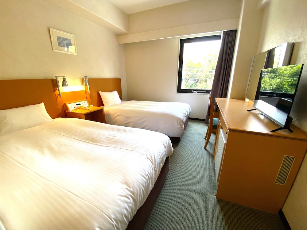 Valie Hotel Hiroshima 12/48