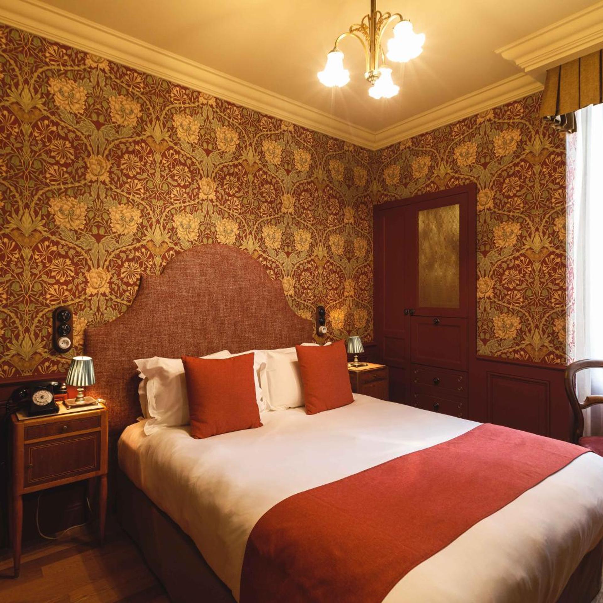 Boudoir, Deluxe, Queen Bed