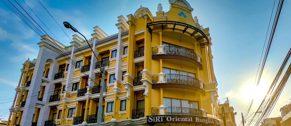 Siri Oriental Bangkok Hotel (ex The Warehouse Bangkok) 4/50