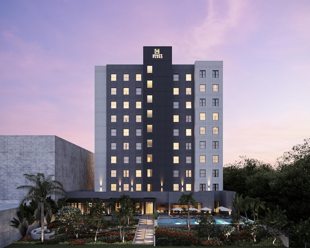Hyatt Place Merida/ Via Montejo 2/50