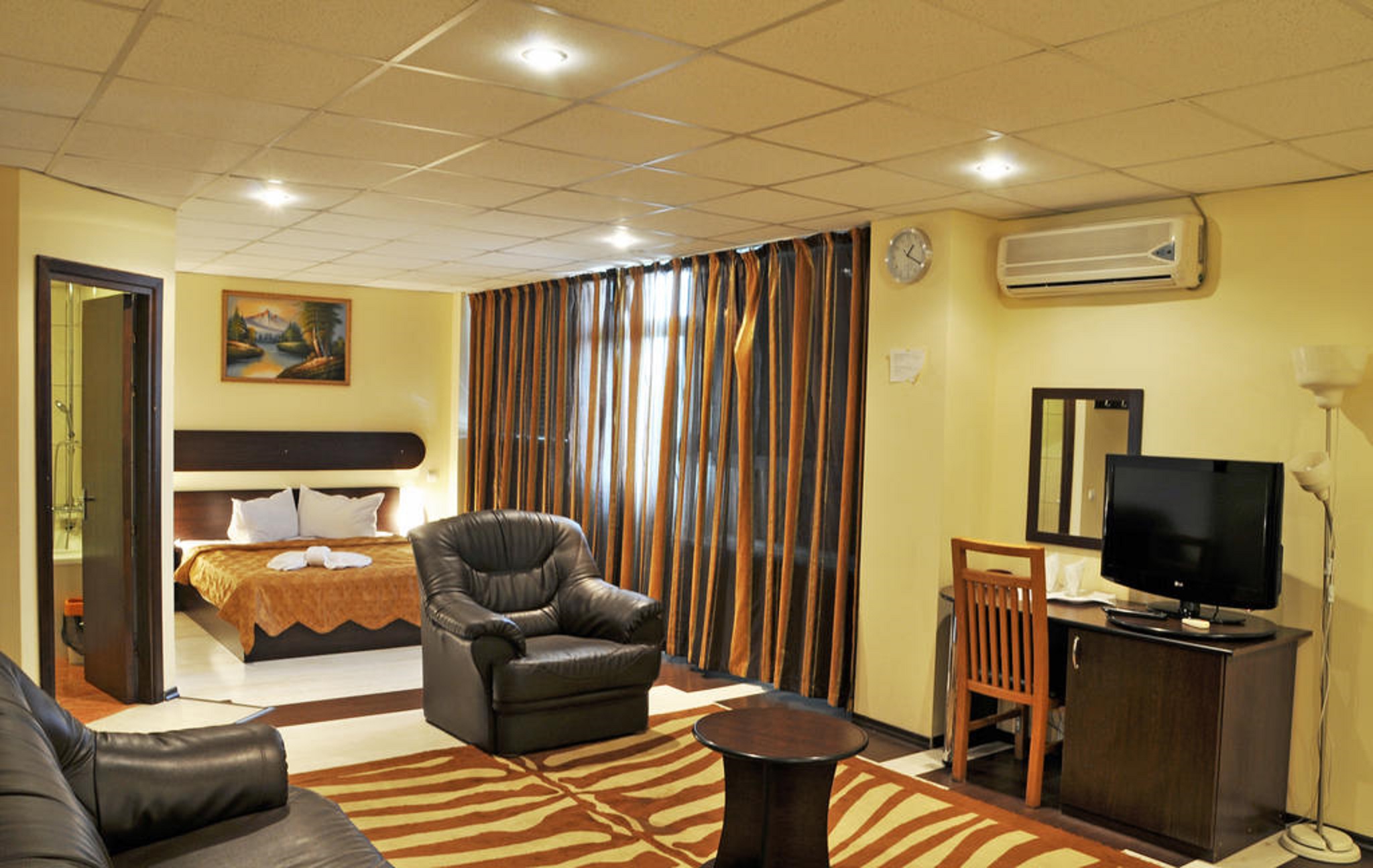 Hotel Charter Otopeni 13/17