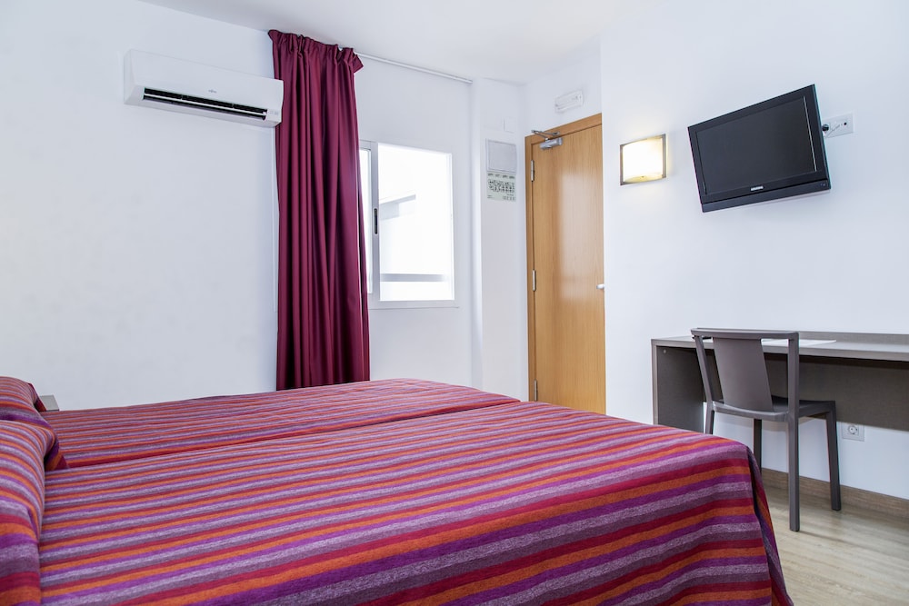 Hotel Montesol 19/64