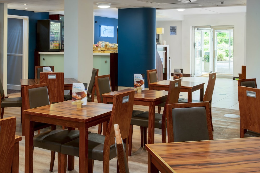HOLIDAY INN EXPRESS YORK 45/72