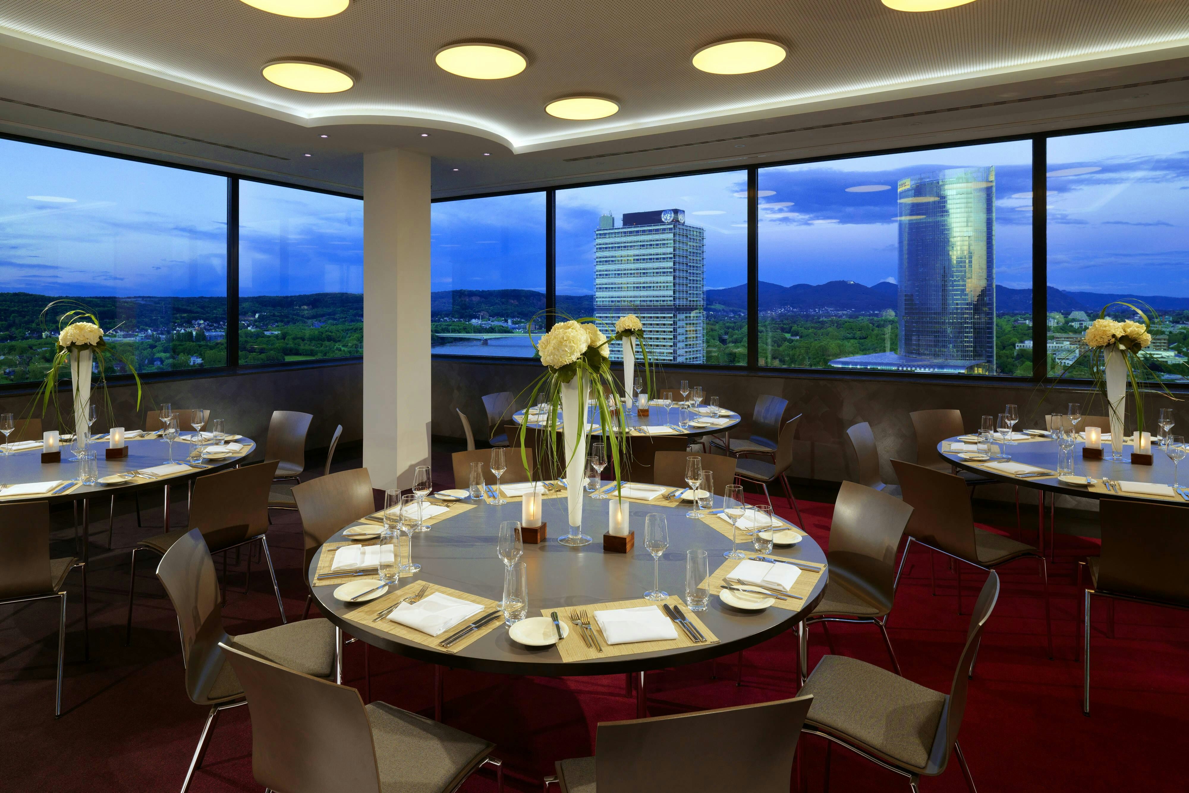 BONN MARRIOTT HOTEL 42/68