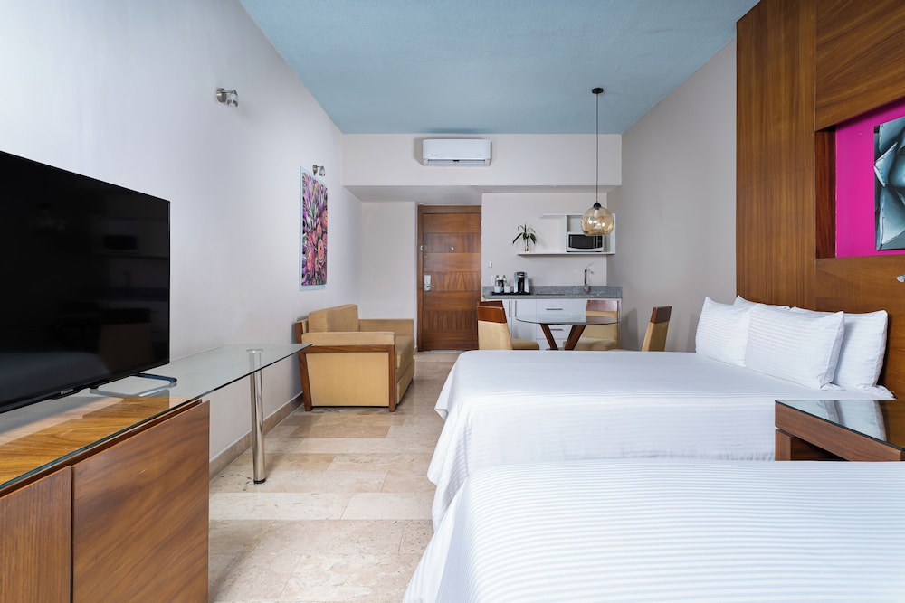 Palmilla, Deluxe, 2 Double Beds, Garden View