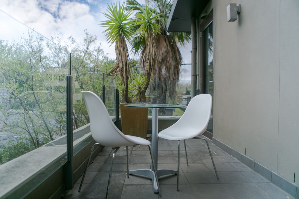 Comfy Kew Apartments 12/29