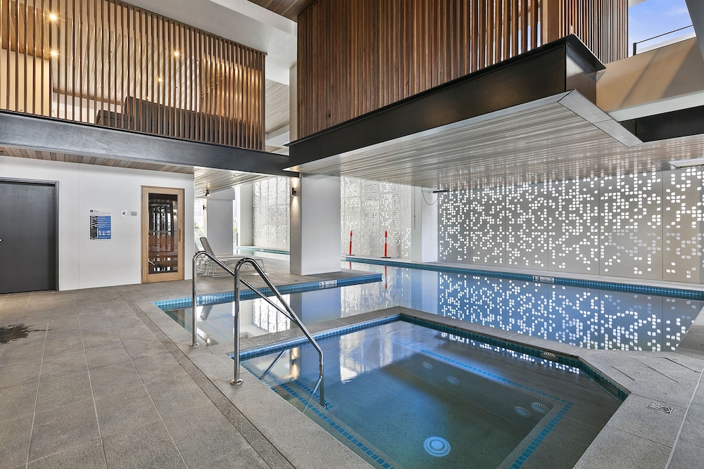 Hope Street Apartments by CLLIX 20/50