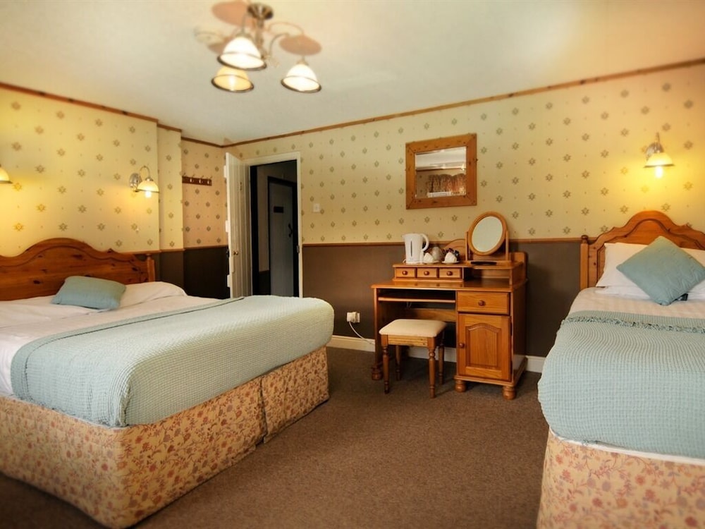 The Mount Inn 14/29
