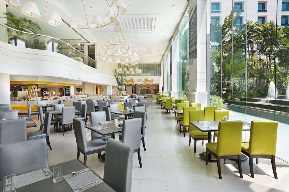 Dusit Princess Srinakarin Bangkok 50/69
