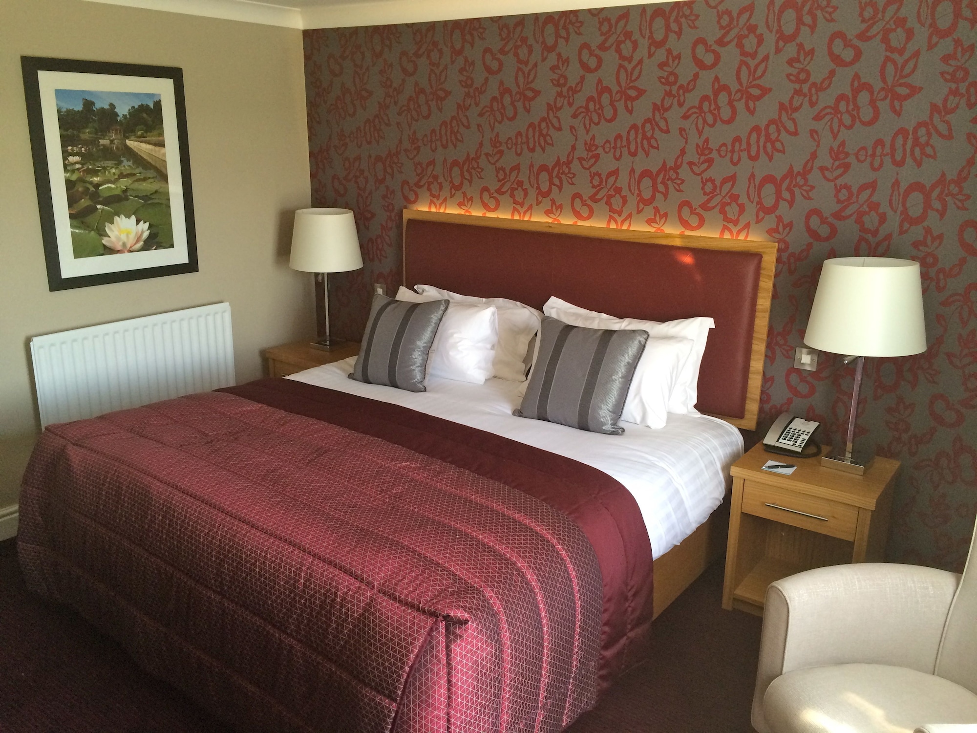 Guest Room, King Bed, Estate View، Carden Park 3/5