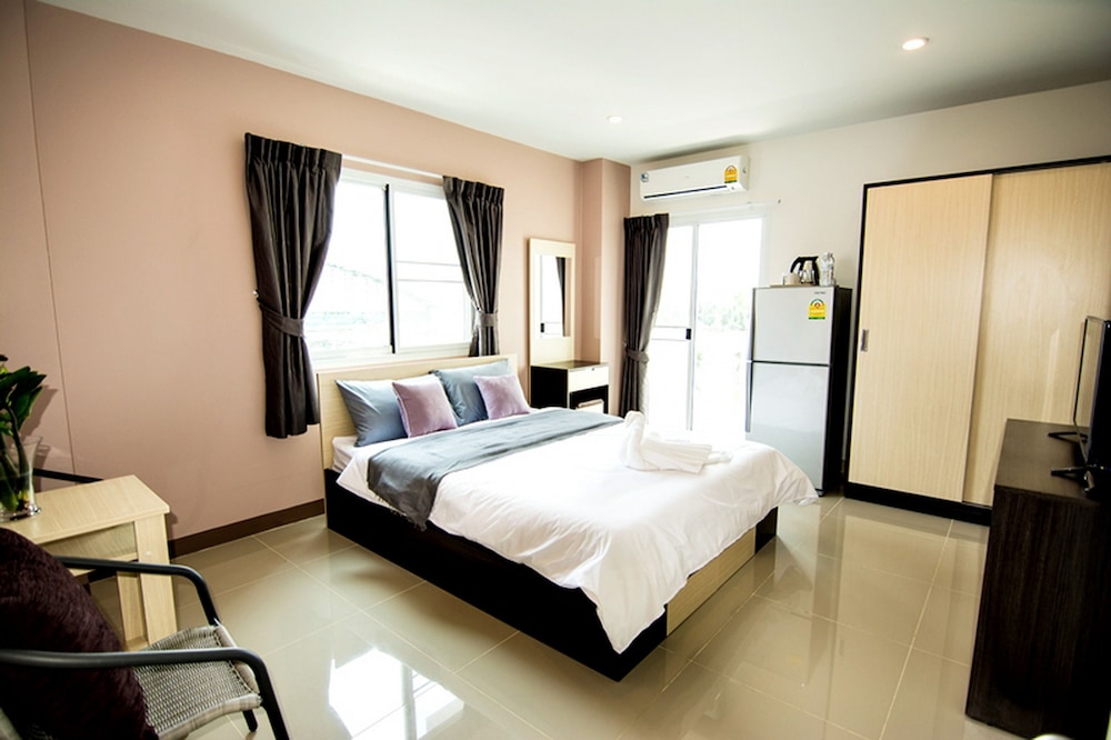 At Ease Residence Suvarnabhumi 17/67