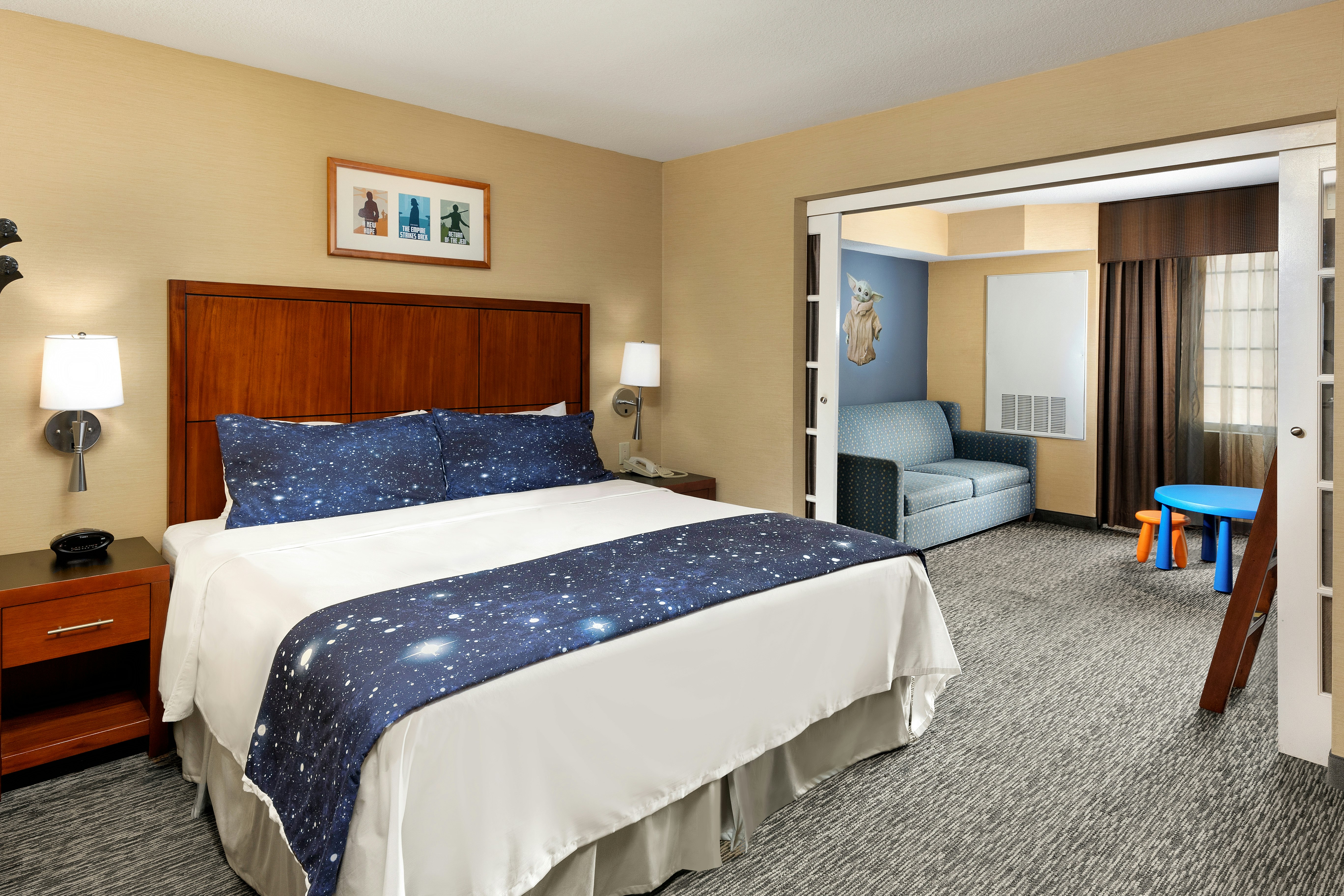 Family Suite, Galaxy