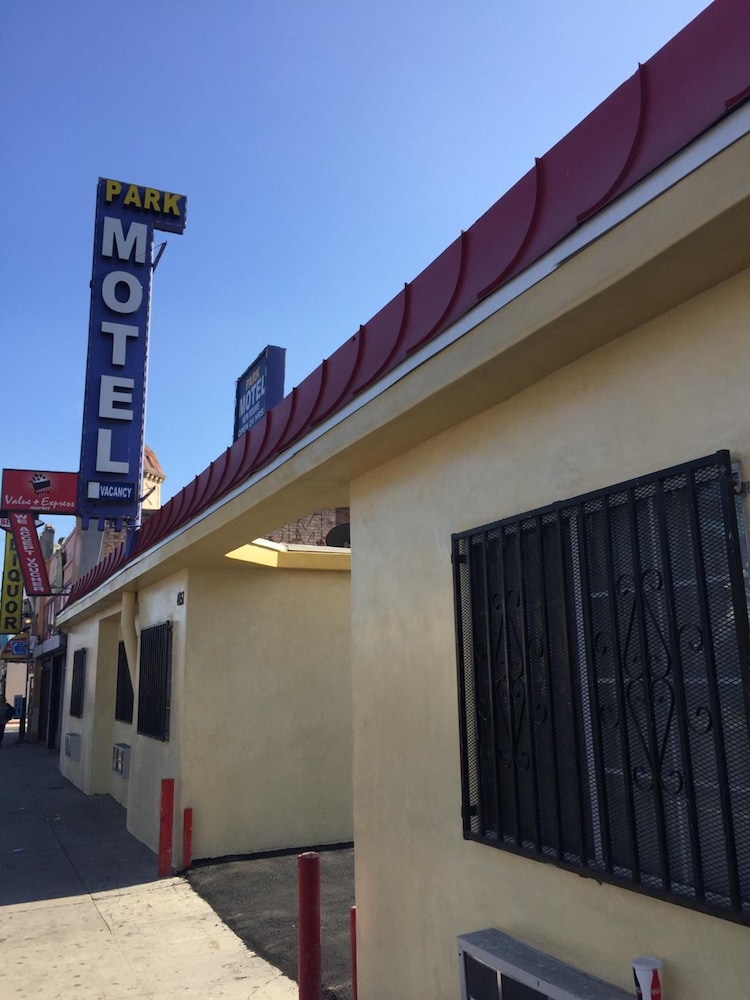 Park Motel 9/31