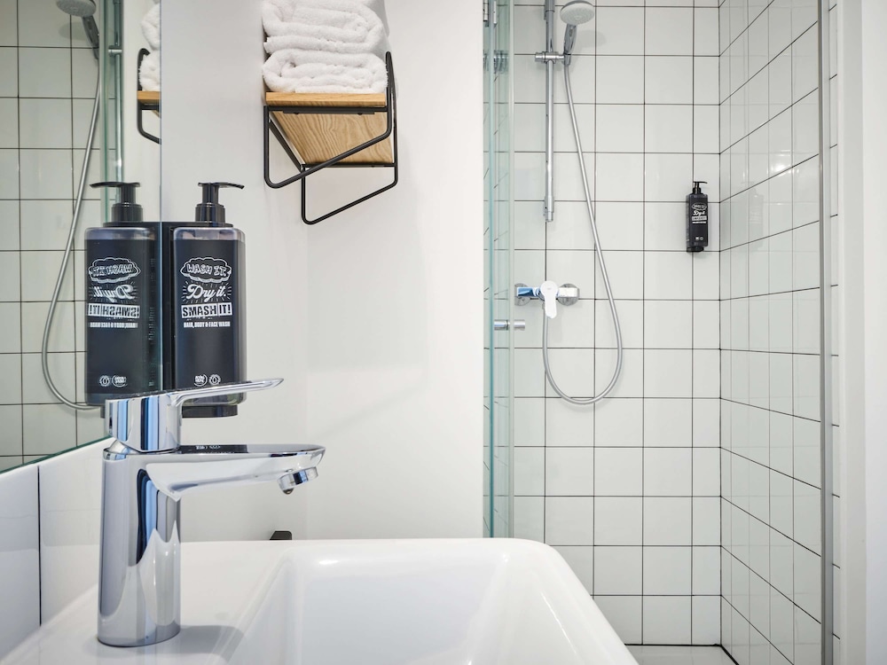 Ibis styles Paris Gare de l'Est Magenta 33/70