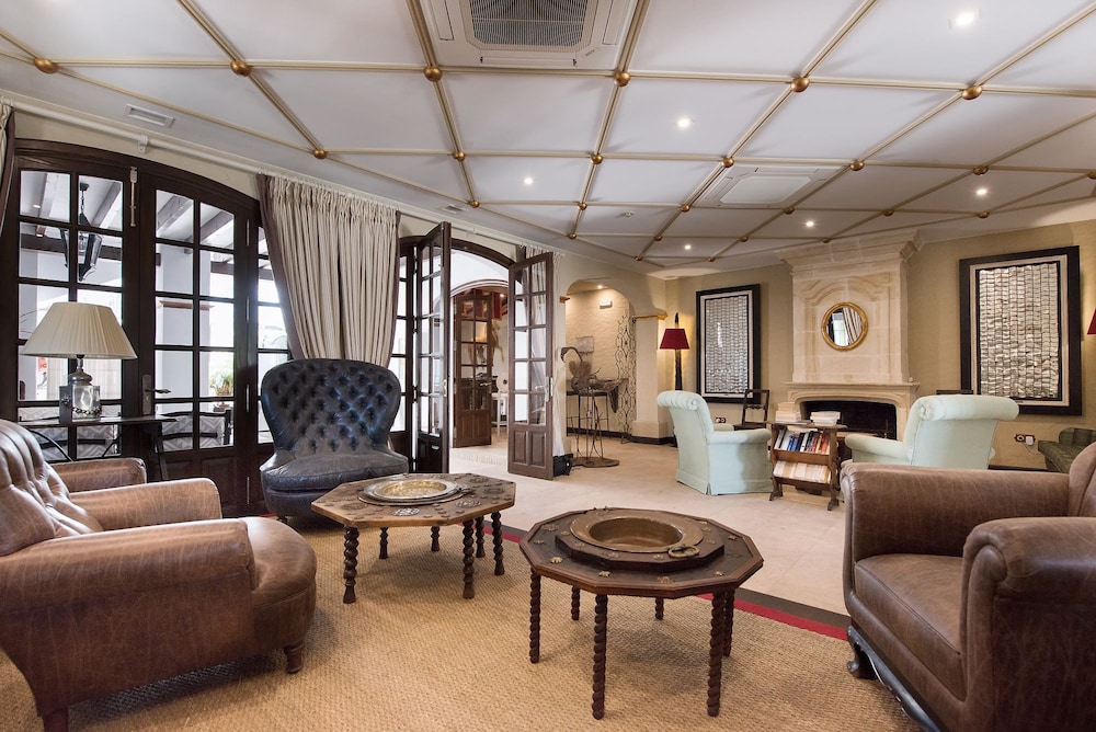 La Malvasia Hotel 30/50