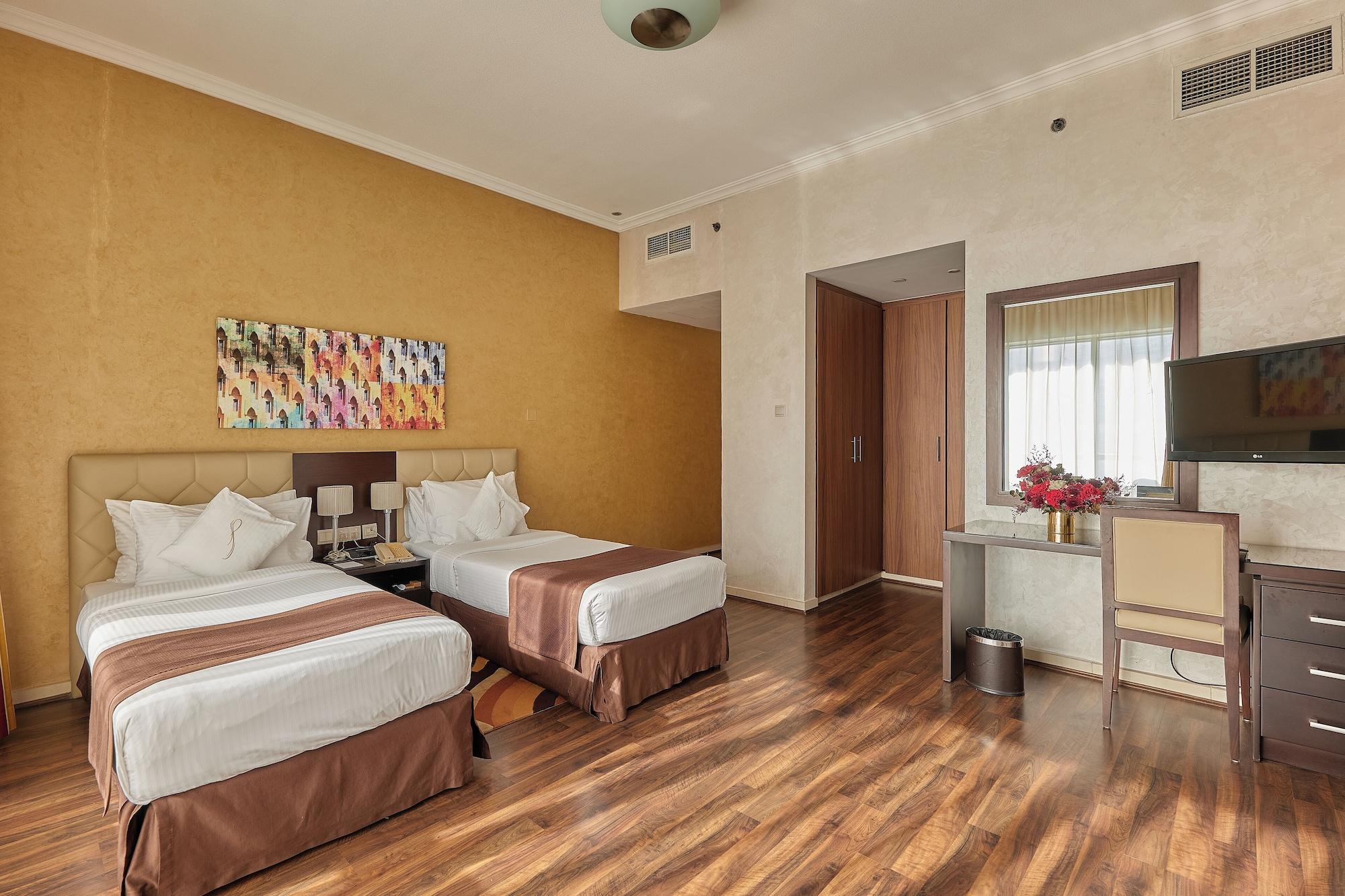 2 Bedrooms, Deluxe, Apartment, Partial Lake View، City Premiere Marina Hotel Apartments 6/7