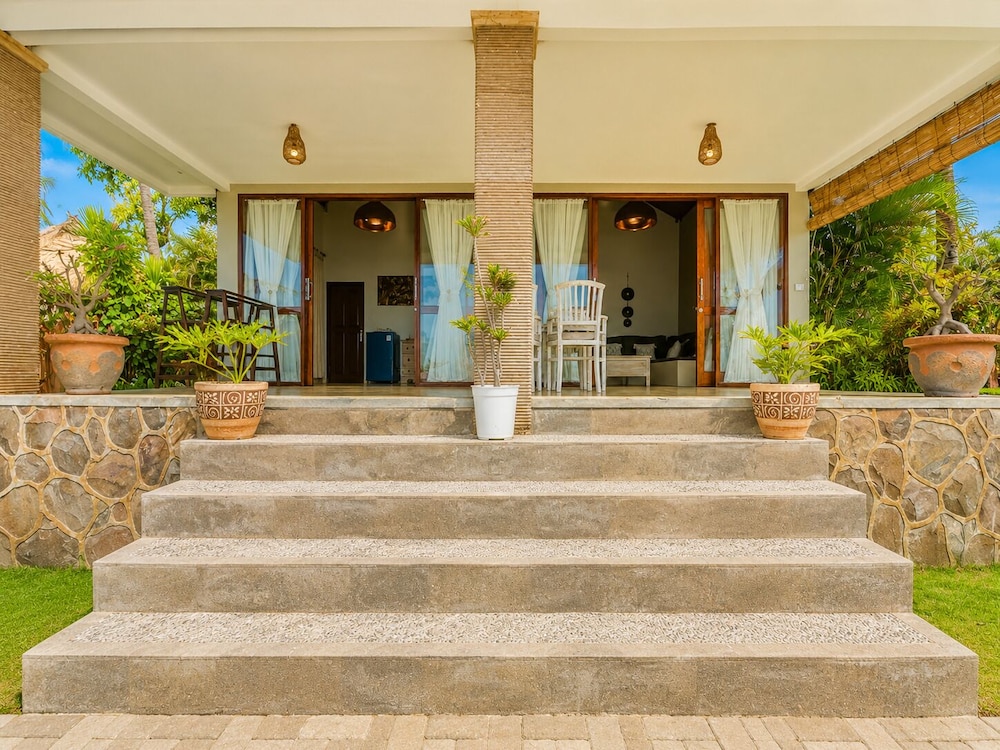 Relax Bali Dive & Spa Resort 4/50
