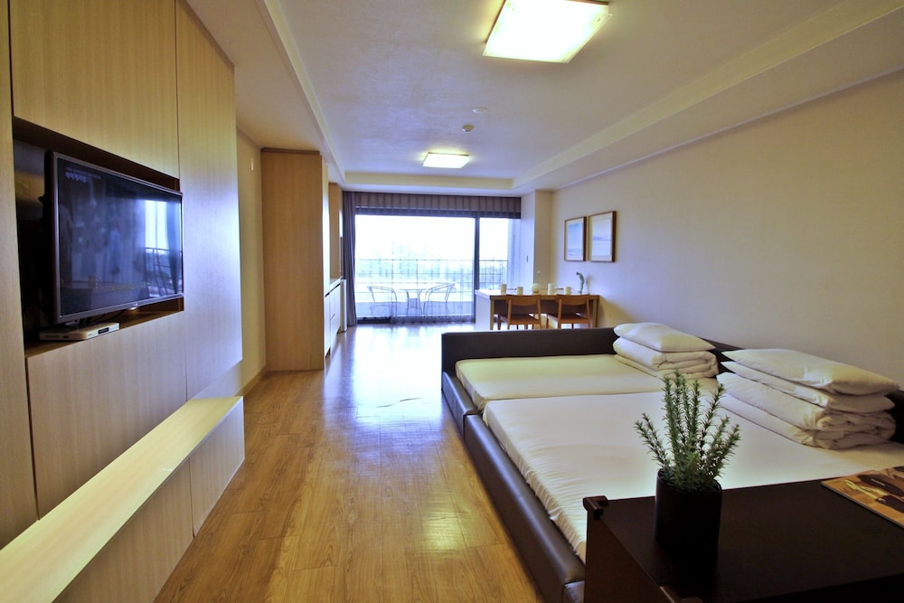 Luceville Resort 53/76