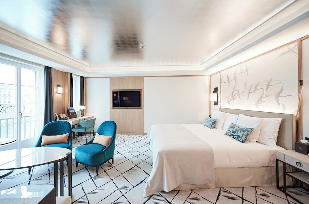 JUNIOR SUITE, RIVERSIDE