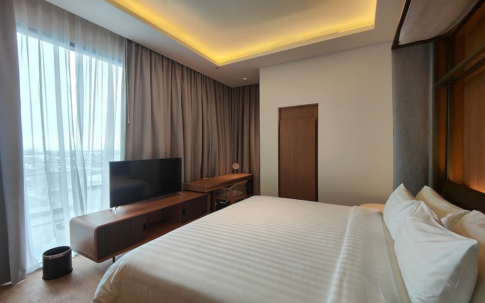 Ra Suites Simatupang 15/50