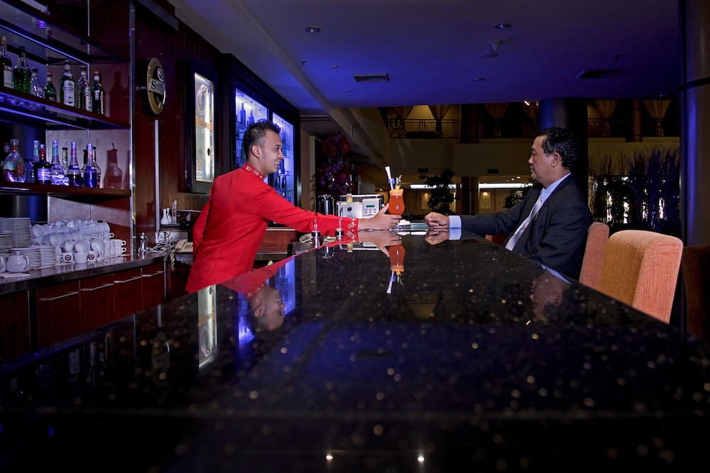 Grand Elite Hotel Pekanbaru 29/32